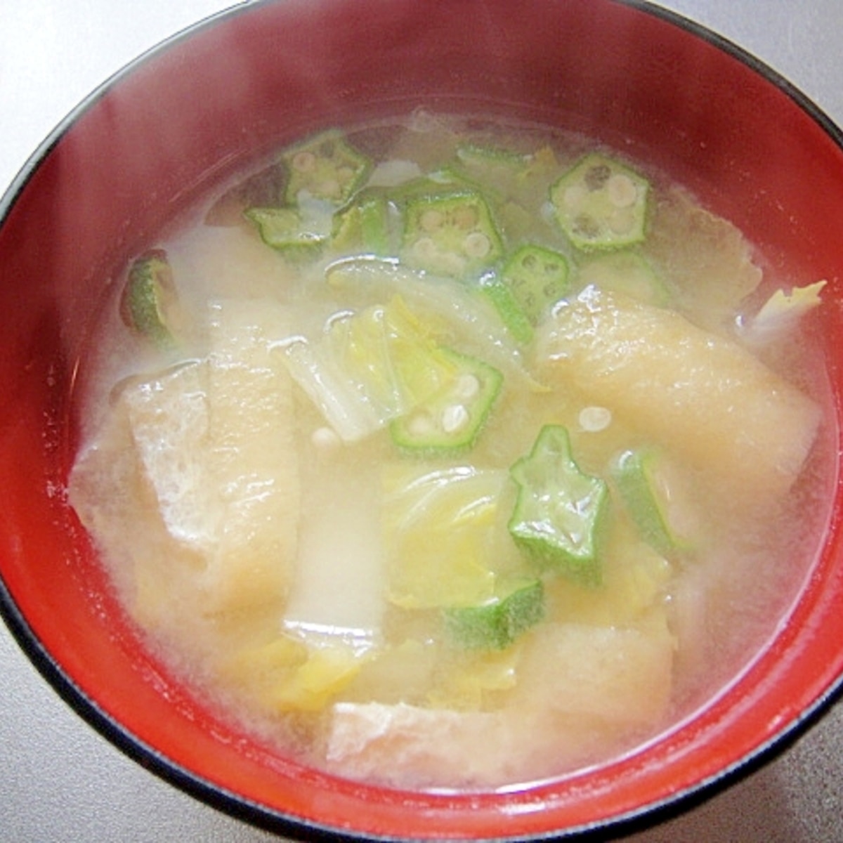 白菜とオクラ油揚げの味噌汁 レシピ 作り方 By Mint74 楽天レシピ 白菜とオクラ油揚げの味噌汁 レシピ 作り方 By Mint74 楽天レシピ